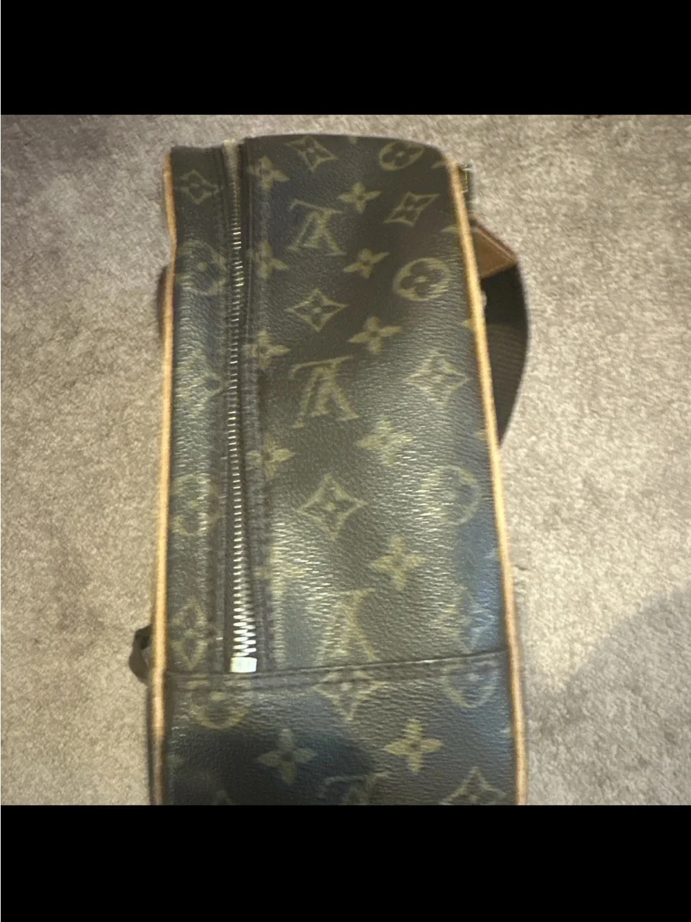 Louis Vuitton Monogram Canvas Dark Brown and Tan Messenger Bag Sac a Dos packall